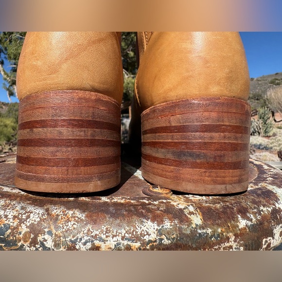 FRYE Campus 10L Short Boots In Banana Vintage - Picture 10 of 16